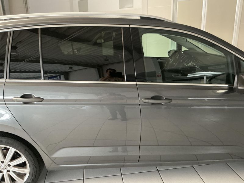 Volkswagen Touran 2.0 TDI Comfortline BlueMotion Tech 2019 – снимка 10