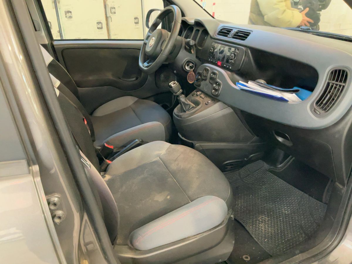 Fiat Panda 2020 — photo 17