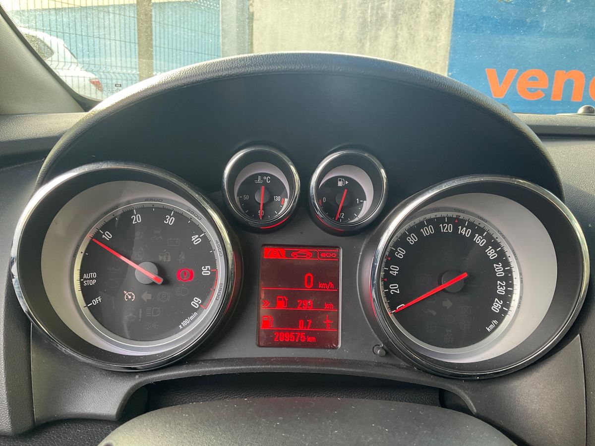 Opel Astra 2015 — photo 5