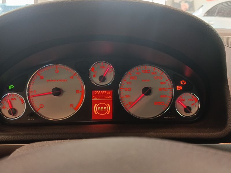 Peugeot 407 2.0 HDi Style — zdjęcie 4