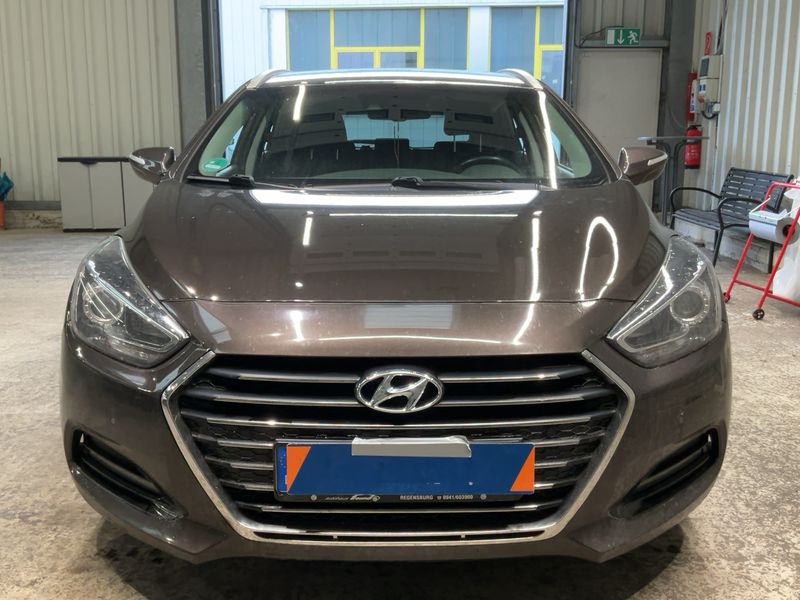 Hyundai i40 1.7 CRDi Style Blue — zdjęcie 9