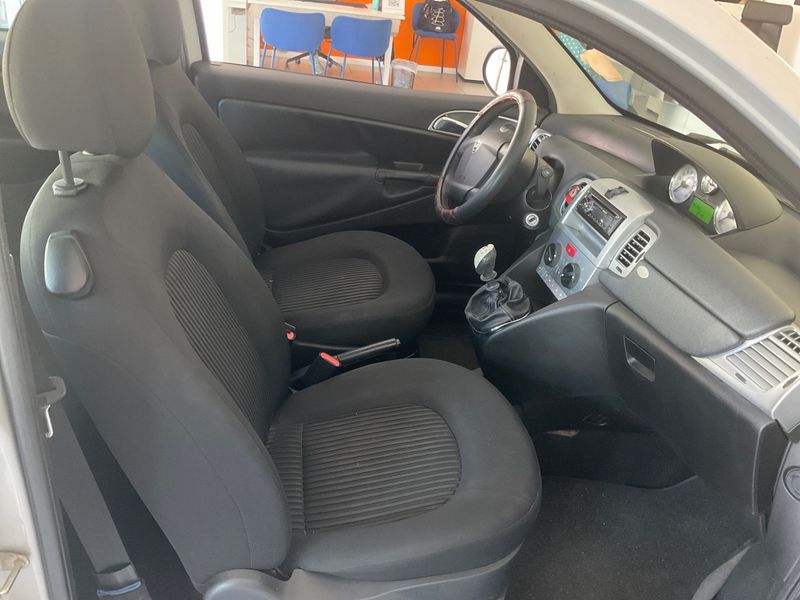 Lancia Ypsilon 1.4 LPG Oro Ecochic 2010 – снимка 3