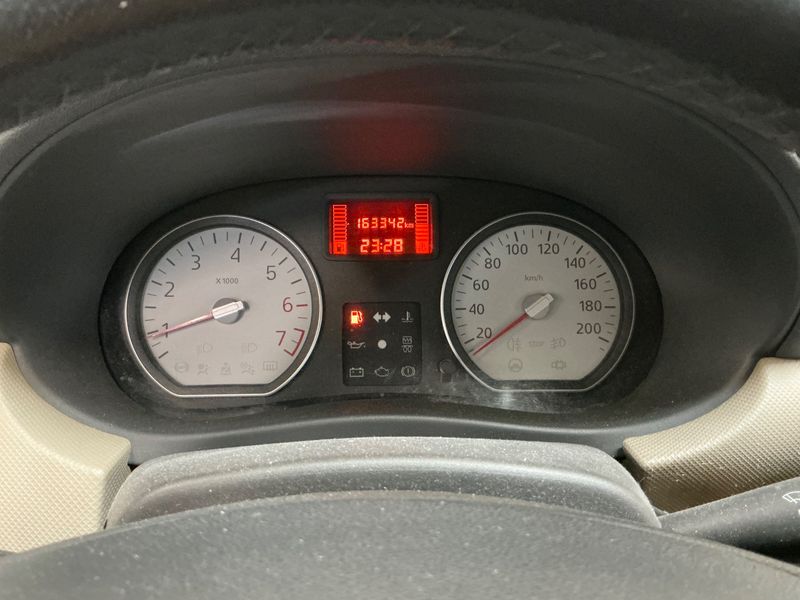 Dacia Logan MCV 1.6 E85 Prestige — zdjęcie 4