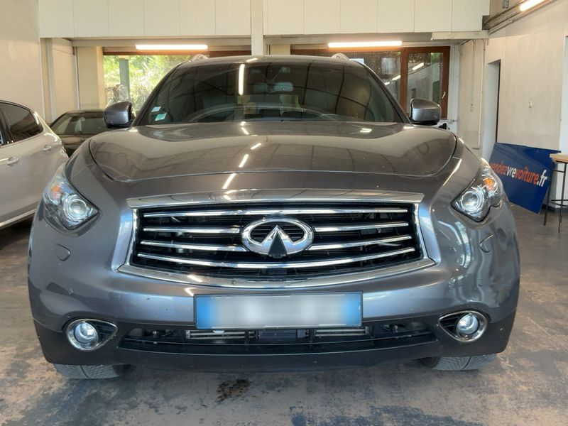 Infiniti QX70 3.0 V6 Diesel S Premium — zdjęcie 9