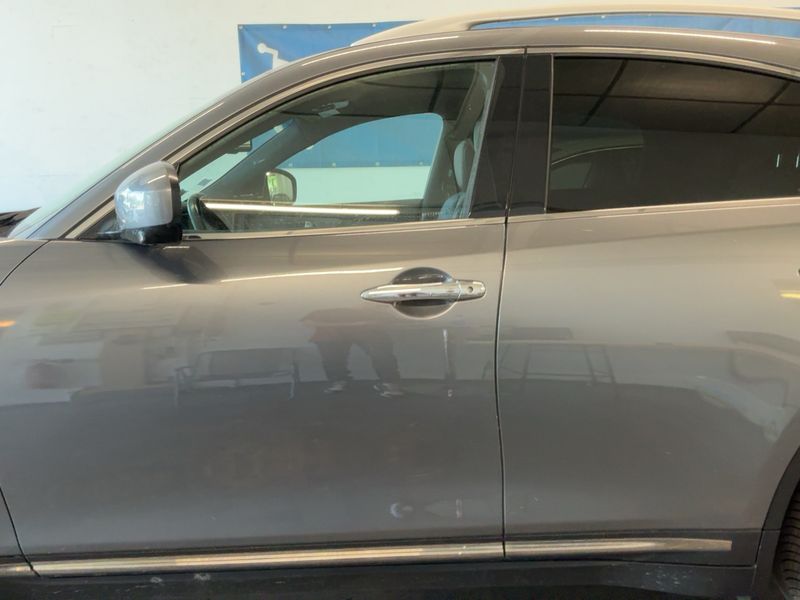 Infiniti QX70 3.0 V6 Diesel S Premium — zdjęcie 4