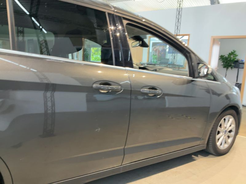 Ford Grand C-Max 2.0 TDCi Titanium — zdjęcie 7