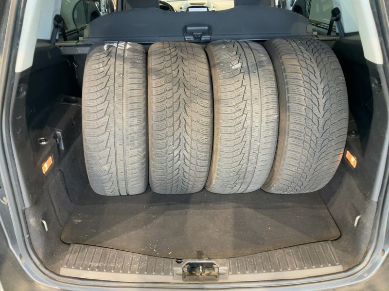 Ford Grand C-Max 2.0 TDCi Titanium — zdjęcie 10