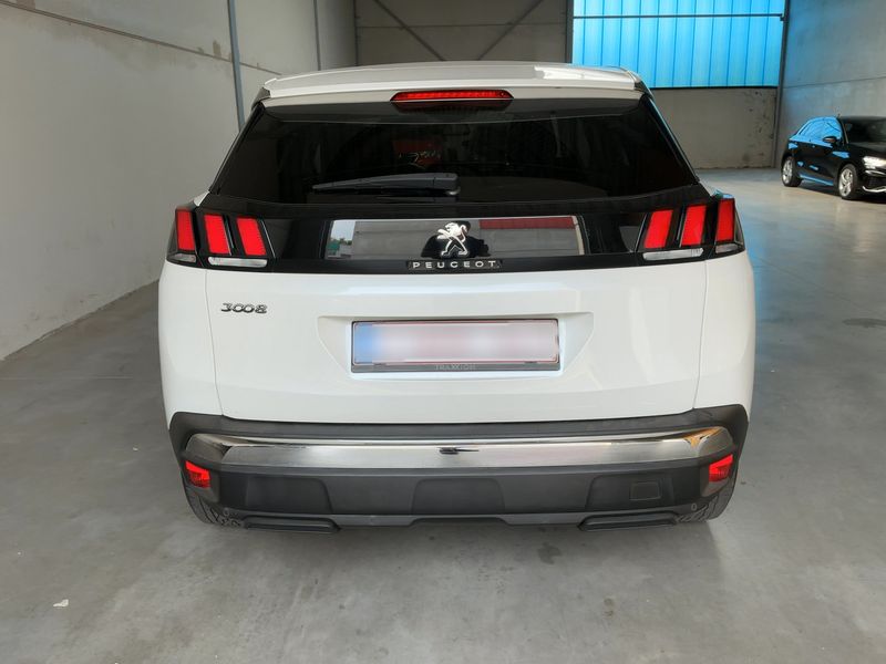 Peugeot 3008 1.2 PureTech Allure 2018 – снимка 7