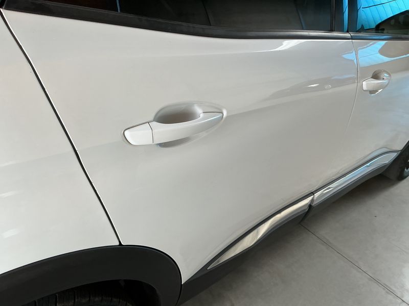 Peugeot 3008 1.2 PureTech Allure 2018 – снимка 22