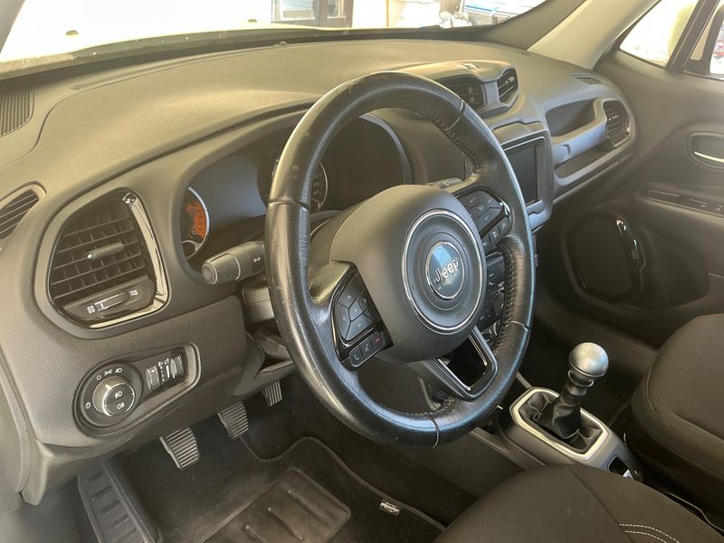 Jeep Renegade 1.6 M-Jet Limited FWD 2018 – снимка 22
