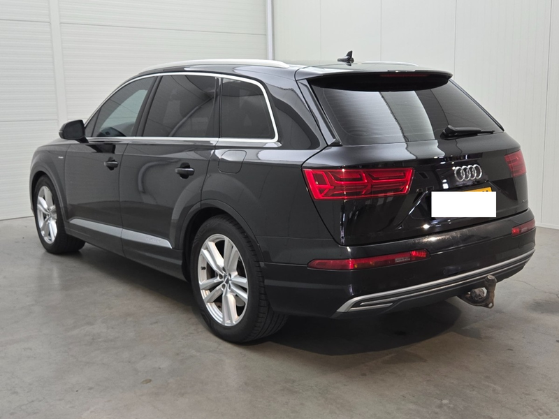 Audi Q7 3.0 TDI e-tron quattro — zdjęcie 2