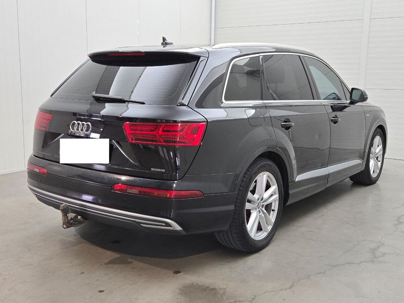 Audi Q7 3.0 TDI e-tron quattro — zdjęcie 3