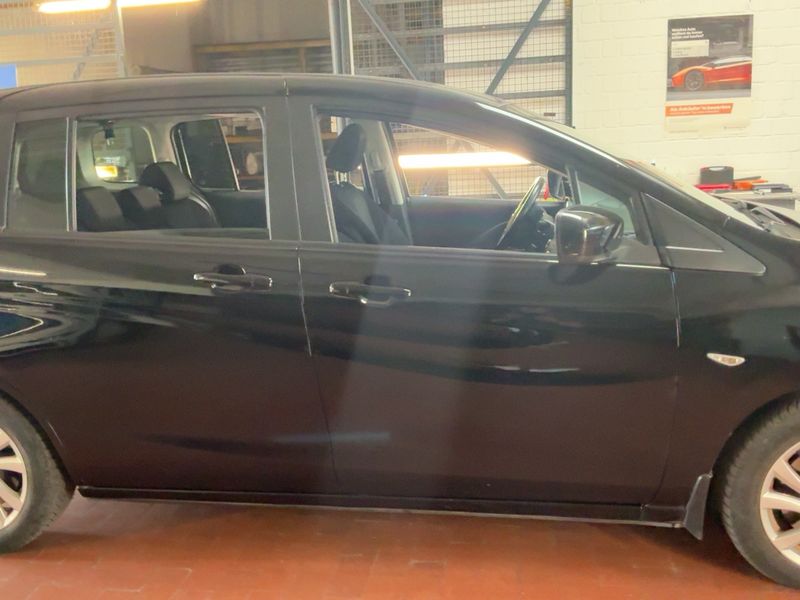 Mazda 5 2.0 Center-Line 2012 – снимка 10