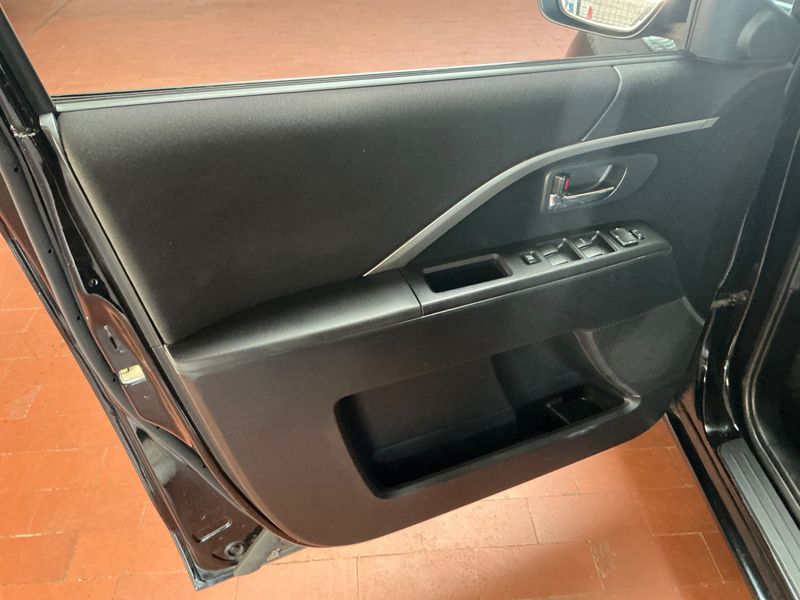 Mazda 5 2.0 Center-Line 2012 – снимка 25
