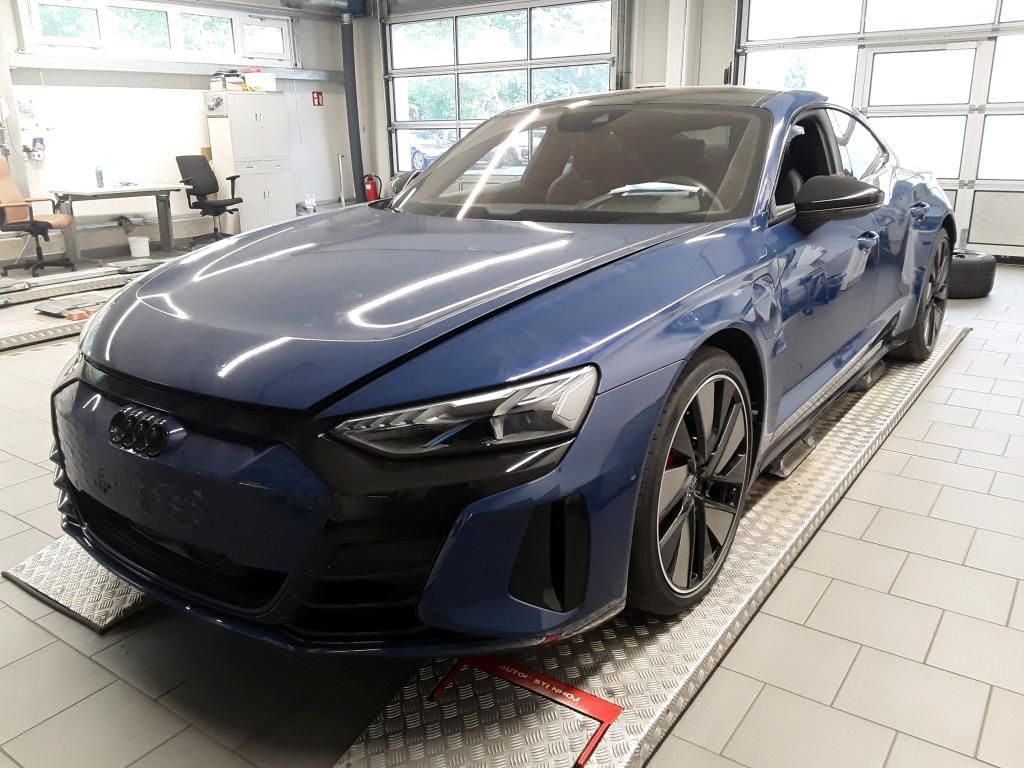 Audi e-tron 2023