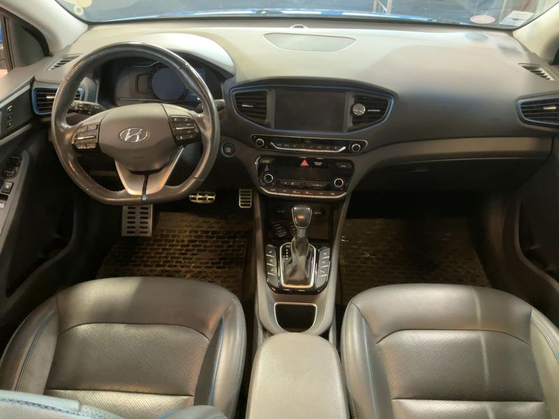 Hyundai IONIQ 1.6 Hybrid Executive — zdjęcie 12