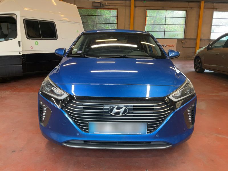Hyundai IONIQ 1.6 Hybrid Executive — zdjęcie 9