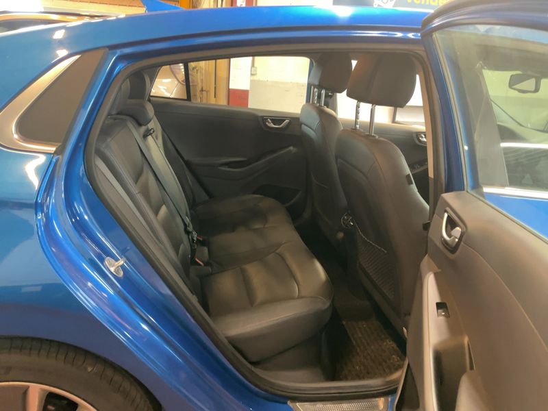 Hyundai IONIQ 1.6 Hybrid Executive — zdjęcie 14