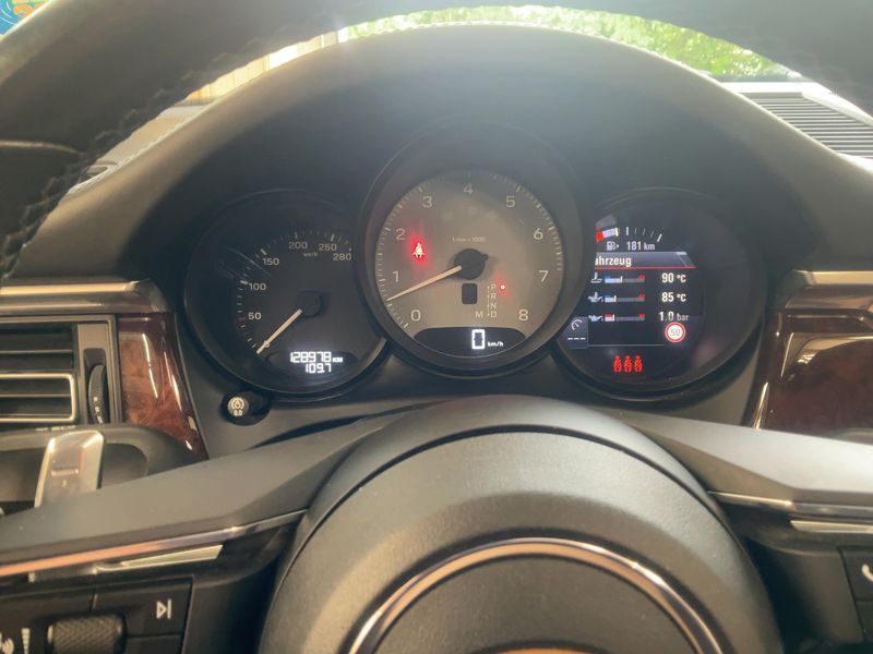 Porsche Macan S — zdjęcie 13