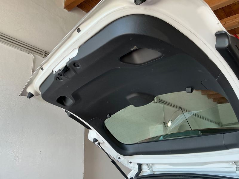 Peugeot 2008 1.6 Blue-HDi Active 2016 – снимка 31