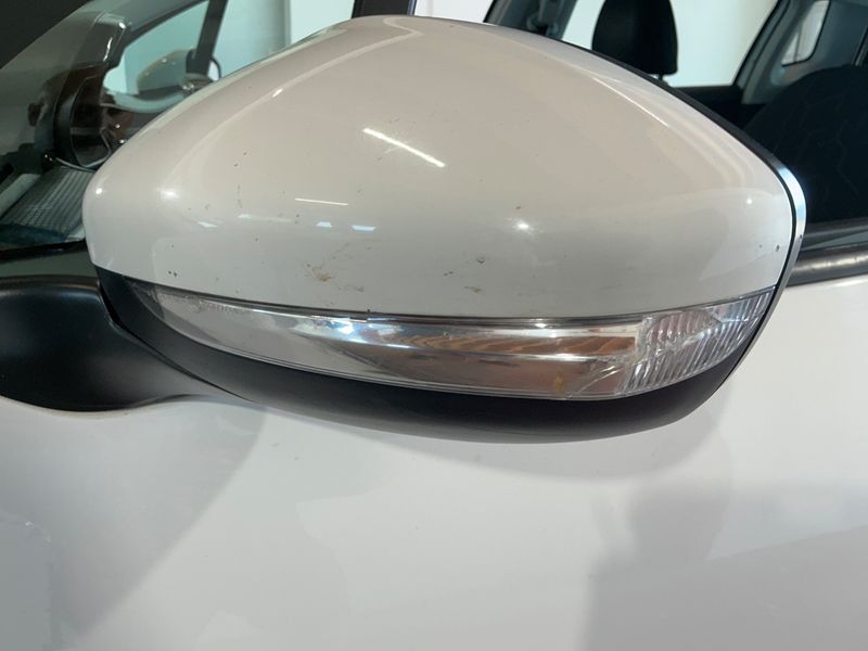 Peugeot 2008 1.6 Blue-HDi Active 2016 – снимка 43