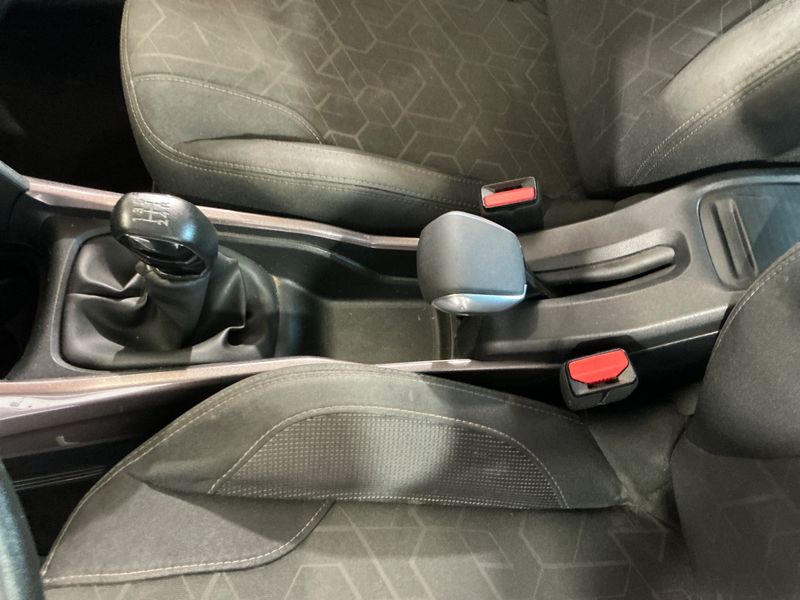 Peugeot 2008 1.6 Blue-HDi Active 2016 – снимка 35