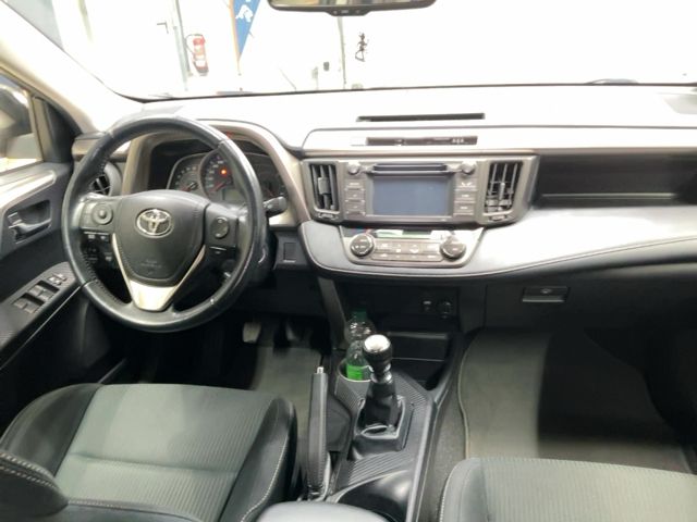 Toyota RAV 4 2.2 D-4D START Edition — zdjęcie 12