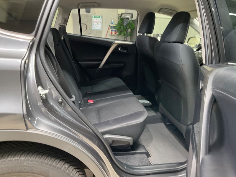 Toyota RAV 4 2.2 D-4D START Edition — zdjęcie 14