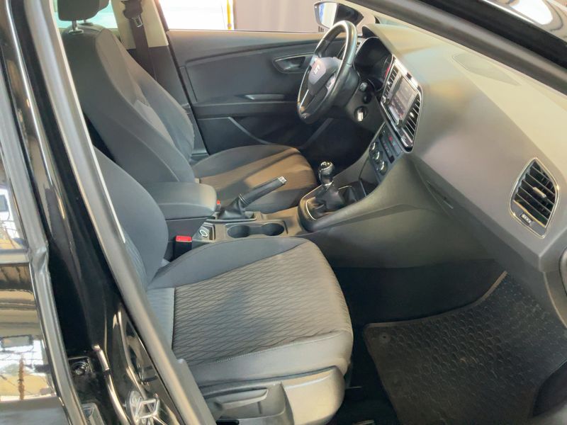 Seat Leon 1.6 TDI Style 2015 – снимка 17