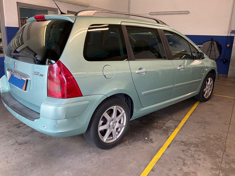Peugeot 307 2.0 SW Premium — zdjęcie 2