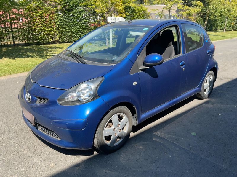 Toyota Aygo 1.0 — zdjęcie 2