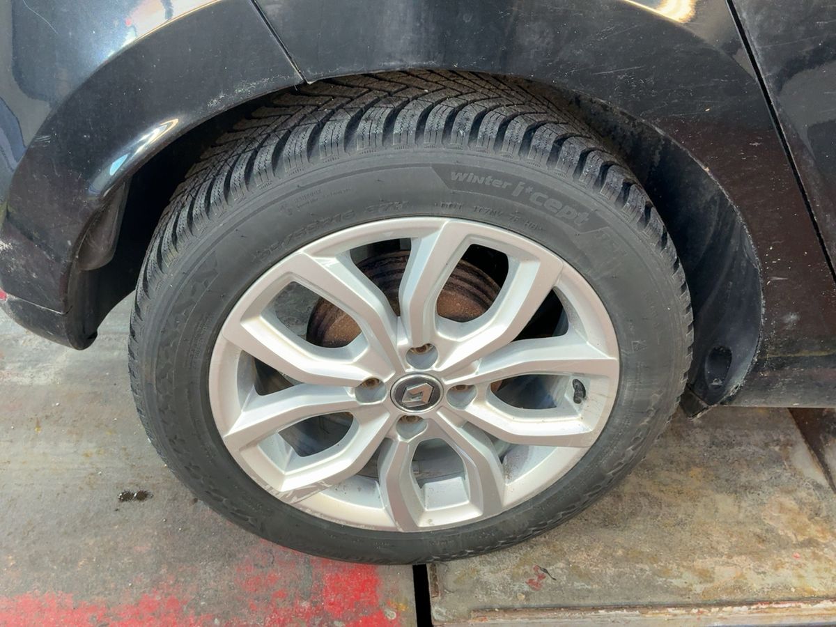 Renault Clio 2019 — photo 10