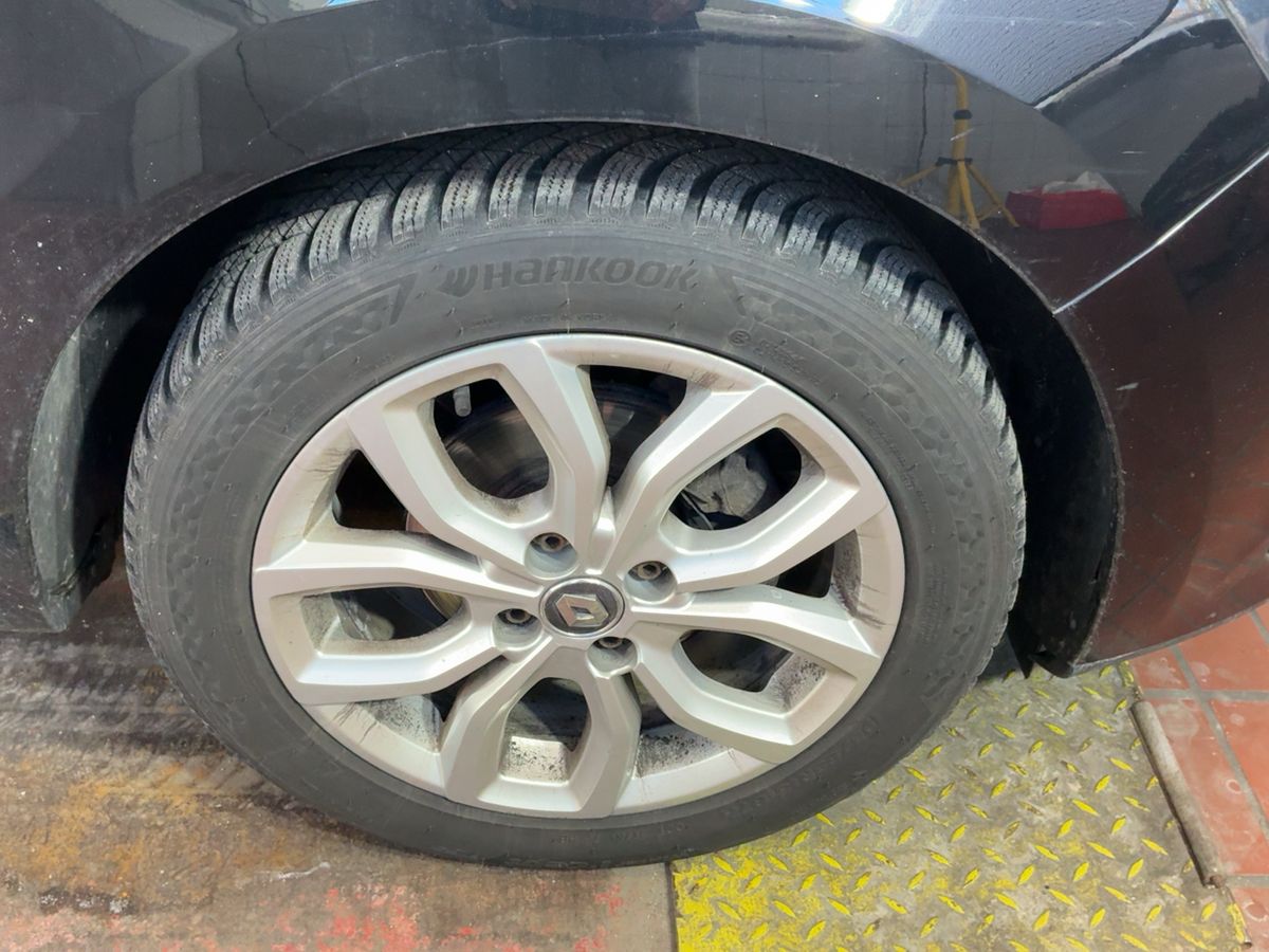 Renault Clio 2019 — photo 12