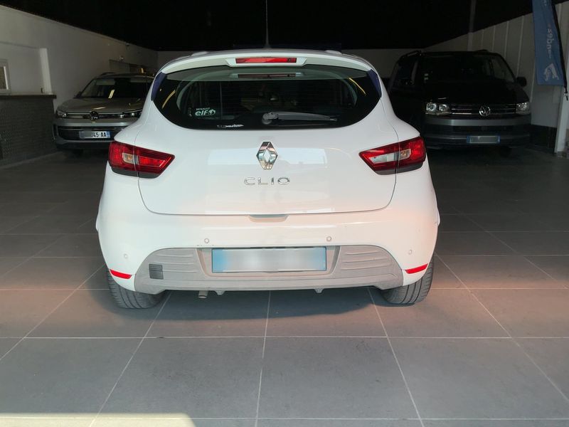 Renault Clio 1.2 Zen — zdjęcie 5