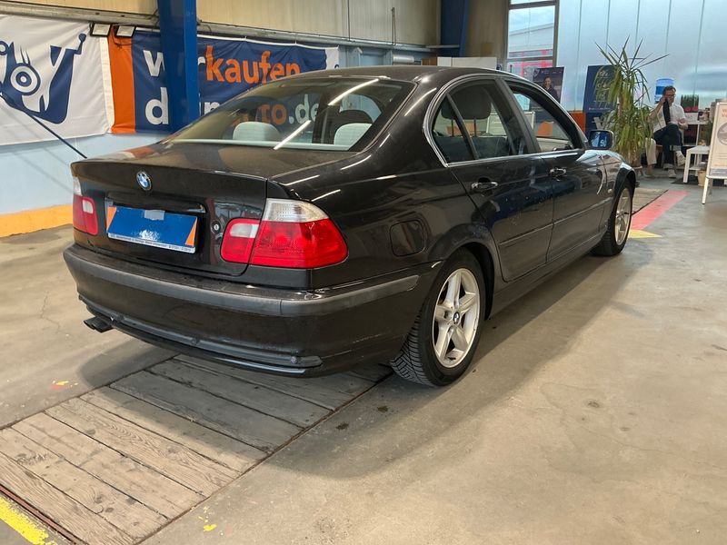 BMW 3er 320i — zdjęcie 2