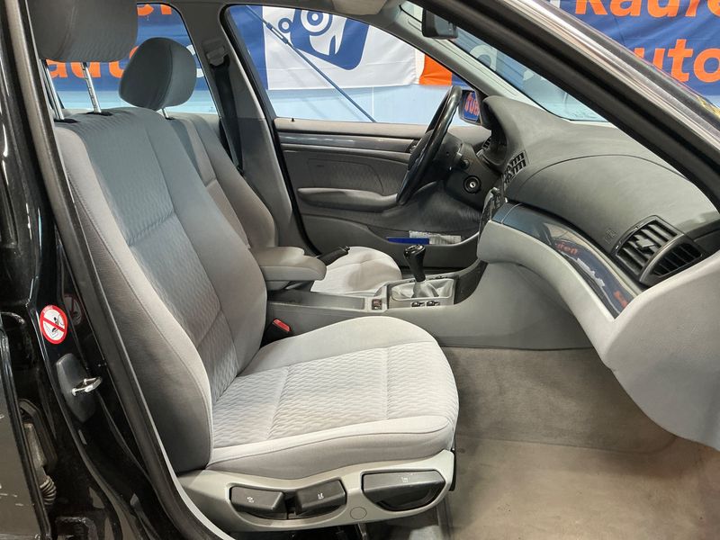 BMW 3er 320i — zdjęcie 3