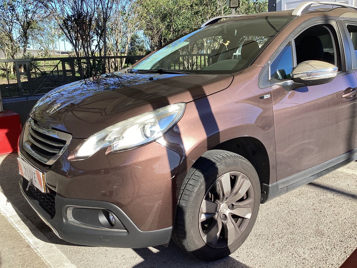 Peugeot 2008 1.2 PureTech Style