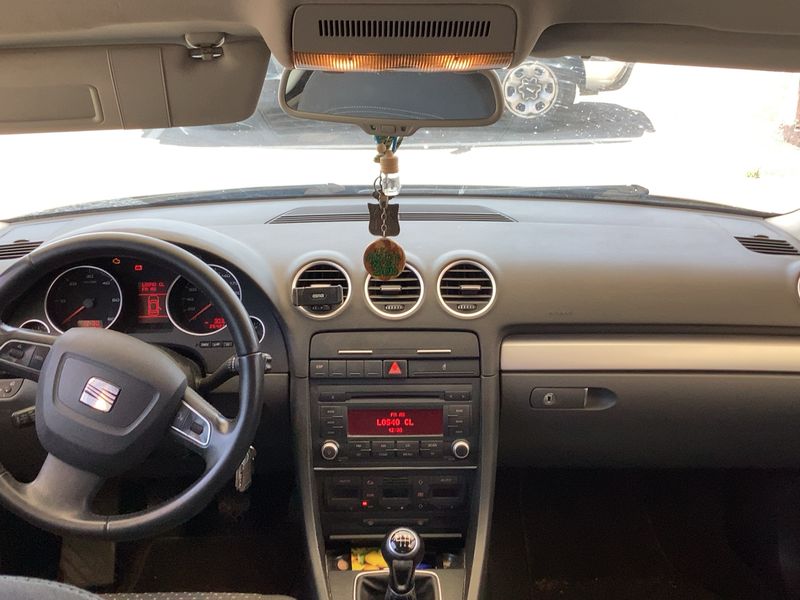 Seat Exeo 2.0 TDI Style — zdjęcie 12