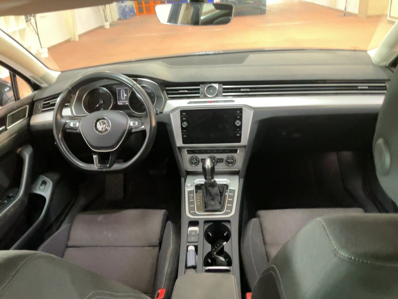 Volkswagen Passat 2.0 TDI Comfortline BlueMotion Tech 2017 – снимка 18