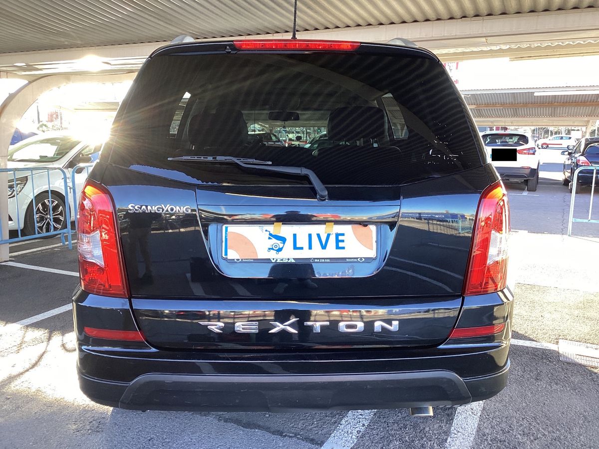 Ssangyong Rexton 2016 — photo 8