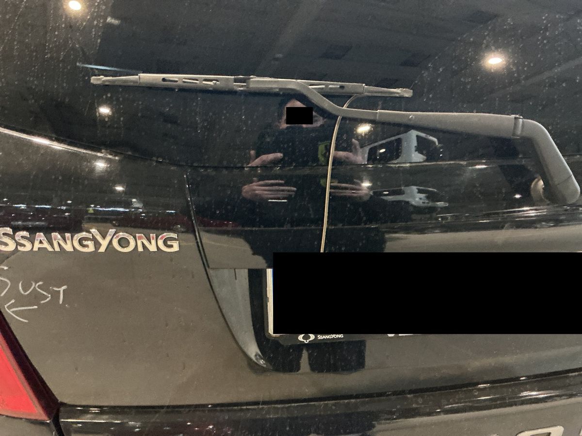 Ssangyong Rexton 2016 — photo 41