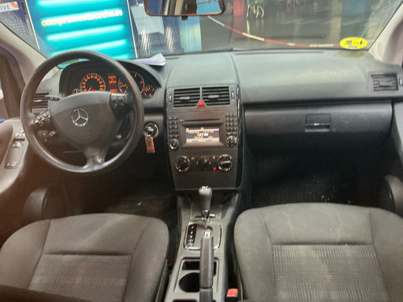 Mercedes-Benz A-Klasse A 180 CDI Classic — zdjęcie 12