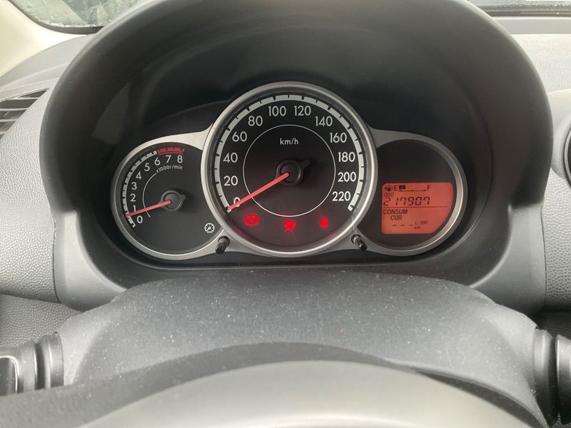 Mazda 2 1.3 Active — zdjęcie 4