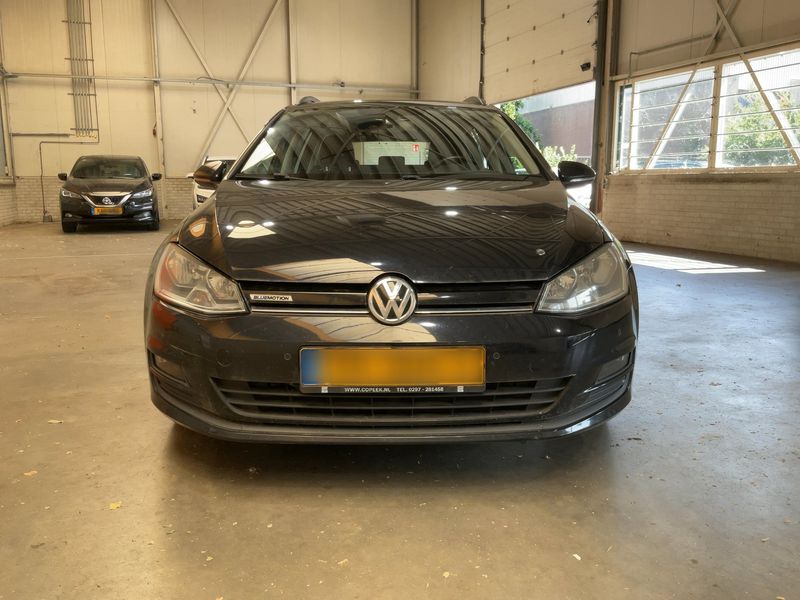 Volkswagen Golf VII 1.0 TSI Comfortline BlueMotion Tech 2015 – снимка 14