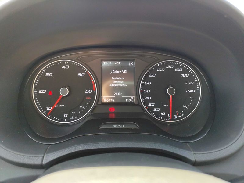 Seat Ibiza 1.4 TDI FR — zdjęcie 12