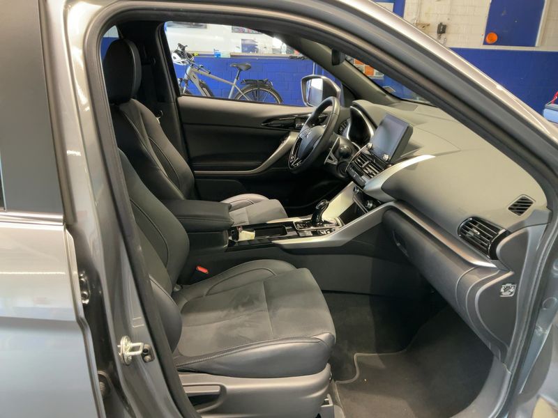 Mitsubishi Eclipse Cross 2.4 Plug-in Hybrid Plus Select Black 4WD — zdjęcie 11