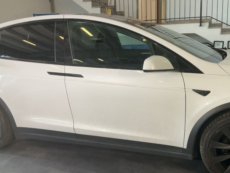 Tesla Model X Max Range — zdjęcie 7
