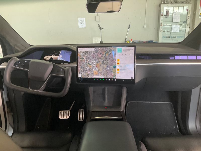 Tesla Model X Max Range — zdjęcie 12