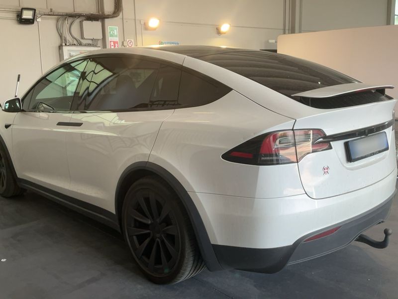 Tesla Model X Max Range — zdjęcie 3