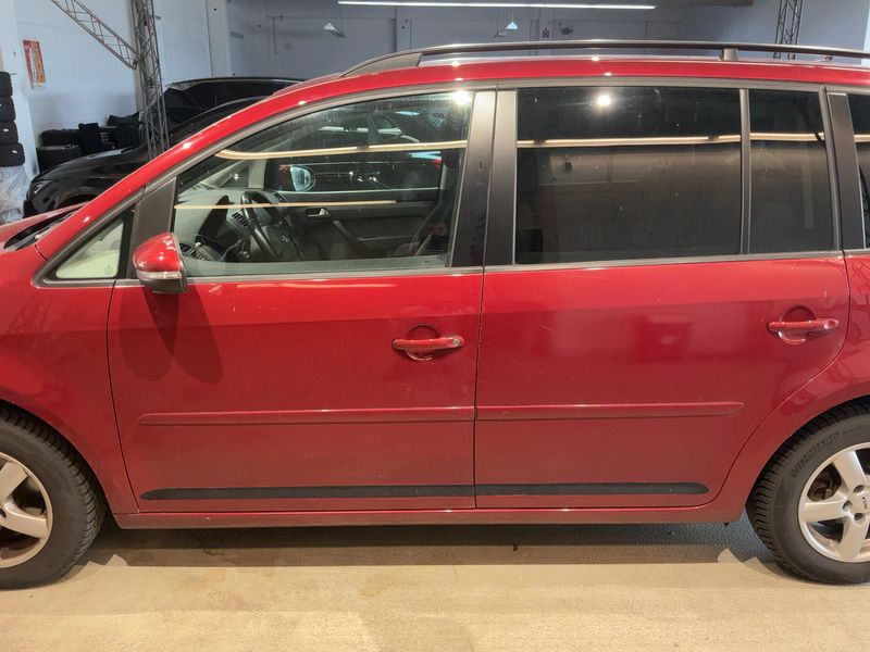 Volkswagen Touran 1.2 TSI Comfortline 2014 – снимка 4